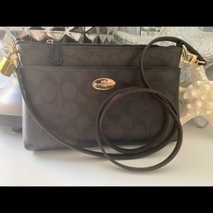Authentic Coach Signature Crossbody